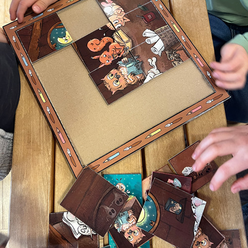 Kinder beim kreativen Basteln